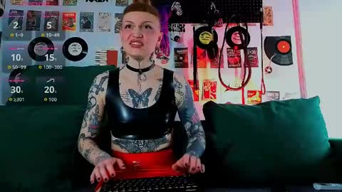 sugarsoot online show from May 19, 5:36 am