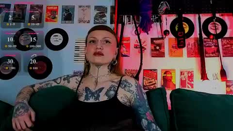 sugarsoot online show from May 16, 7:11 am