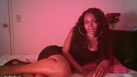 Kim Lee online show from April 10, 2:34 pm