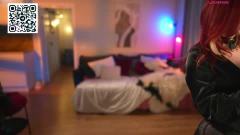 Lika ginger  Jessy blond   online show from April 1, 3:40 am