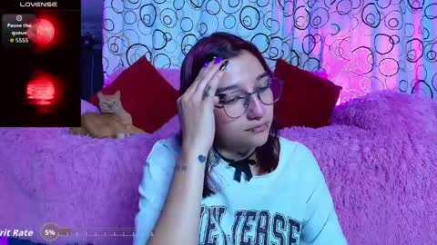    online show from May 19, 11:01 pm