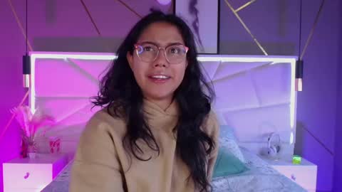 SUKI online show from May 8, 12:08 pm