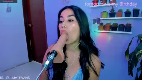 Diana online show from May 28, 2:04 pm