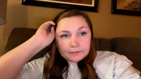 sum - maybe  online show from February 10, 2:47 am