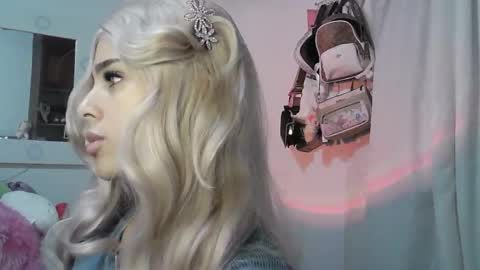 summer 09 online show from December 21, 4:06 am