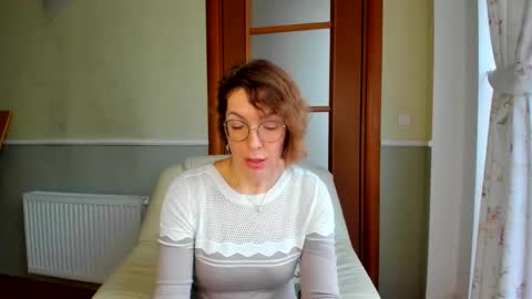 summerliza online show from December 22, 9:44 am