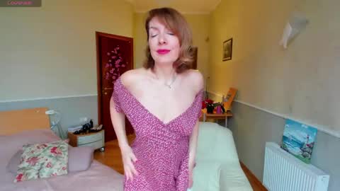 summerliza online show from April 7, 9:44 am