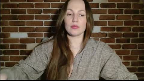 sun__shadow online show from April 4, 8:07 pm