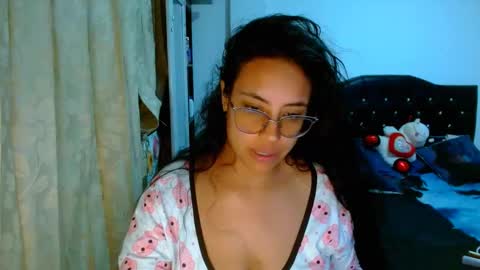 Emma online show from February 11, 2:57 am