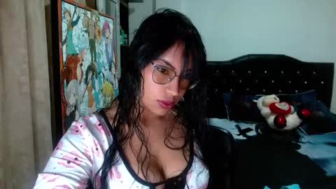 Emma online show from December 11, 1:58 am