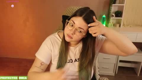 Tina. Im topless model  online show from May 5, 8:06 am