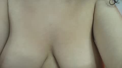 Aillyn Perez online show from July 7, 6:47 am