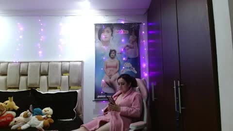 Jeraldine online show from May 15, 10:56 pm