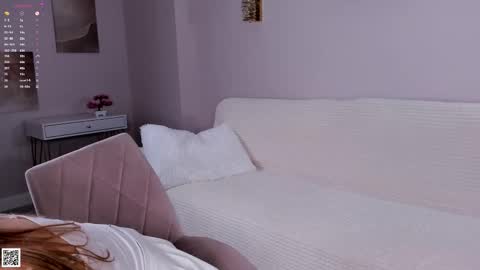Snapshot of sunnmoonn chatting on September 11, 2:17 pm Lily online show from September 11, 2:17 pm