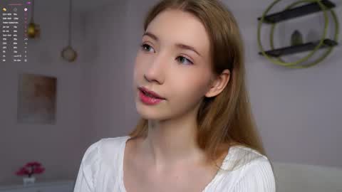 Snapshot of sunnmoonn chatting on September 19, 2:38 pm Lily online show from September 19, 2:38 pm