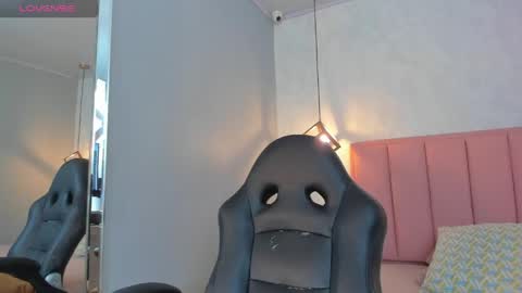  S U N N Y online show from May 25, 12:48 pm