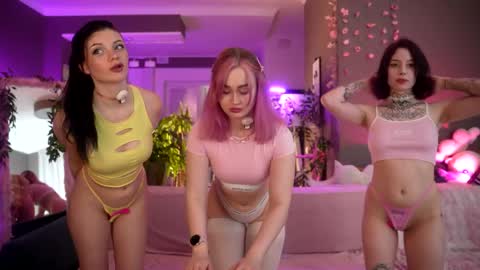 Fia  -  TG -  Mia -  Alice -  online show from May 28, 3:04 am