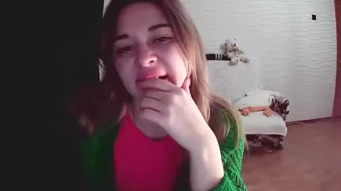 SunnyGirlNicole online show from February 19, 3:39 am