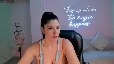 Sunny Rivers online show from October 5, 5:29 pm