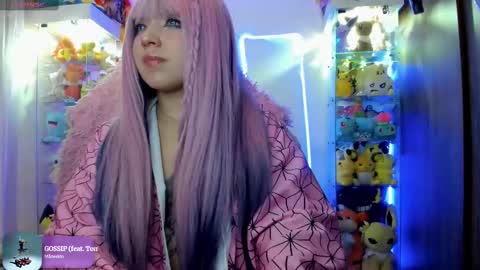     RAVENCLAU GIRL  online show from February 24, 1:33 am