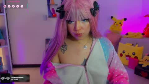     RAVENCLAU GIRL  online show from September 11, 2:17 pm