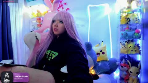     RAVENCLAU GIRL  online show from December 16, 3:30 am