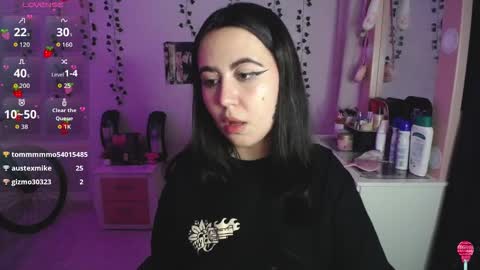 Sunset online show from November 18, 4:57 am