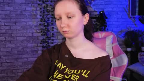 Alice online show from May 20, 1:52 pm