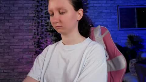 Alice online show from May 13, 5:46 am