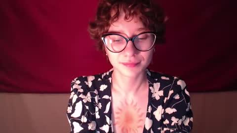 Snapshot of sunshinehella chatting on September 11, 1:11 pm Hella online show from September 11, 1:11 pm