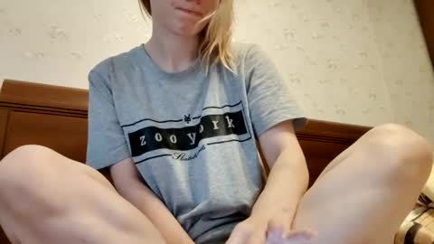 Annie online show from January 20, 7:04 am