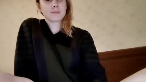 Annie online show from December 25, 9:45 am