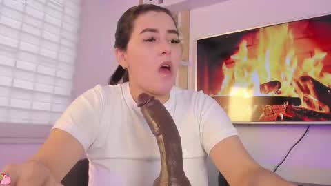     online show from January 13, 9:19 pm