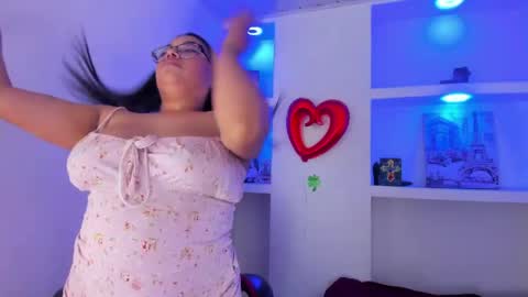 susan online show from April 29, 2:37 am