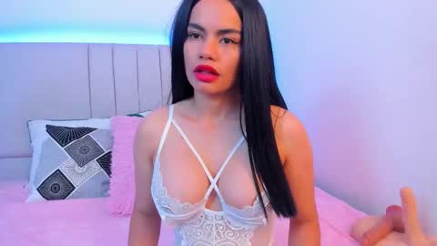 susan simpson online show from February 1, 7:01 pm