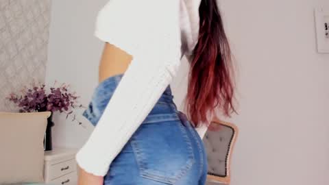 Snapshot of susana__sanchez chatting on January 20, 11:24 am SUSANA online show from January 20, 11:24 am