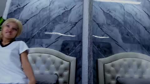 susana_sanchezz online show from February 3, 11:37 am