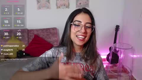 Susana hendrix    online show from January 15, 6:58 pm