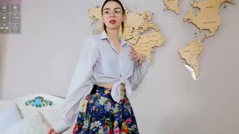 susannahtrojahn online show from February 27, 3:23 pm