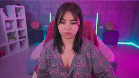Susie online show from May 19, 4:19 am