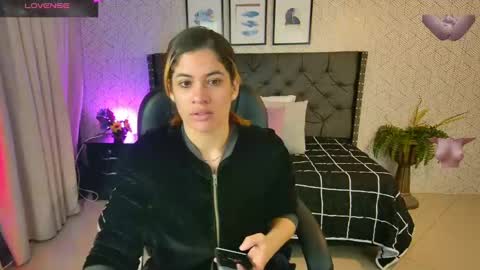   online show from December 2, 12:39 pm