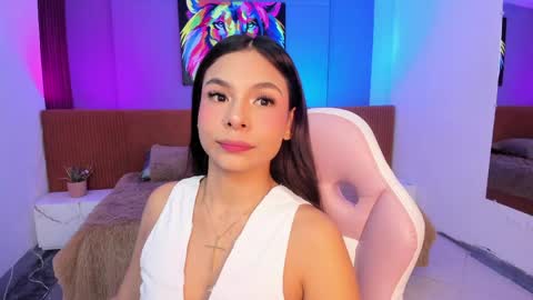 sussy_sweet4u online show from May 19, 10:22 am