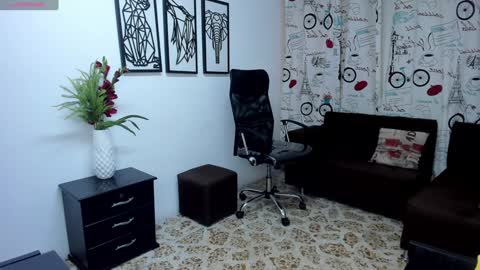 Susy online show from December 26, 6:43 pm