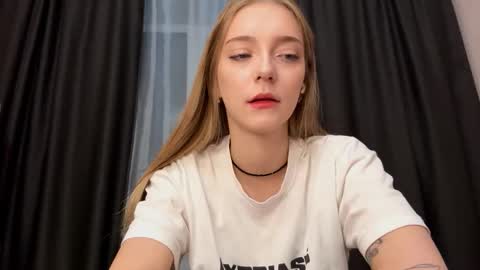 Jessica online show from October 15, 7:05 pm