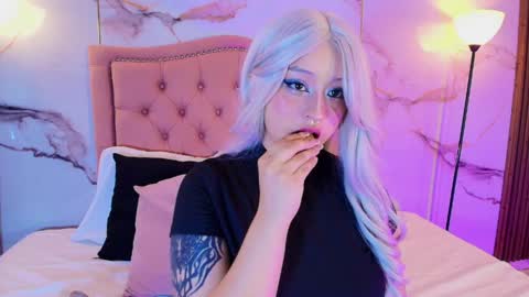 suxan_white online show from May 25, 8:41 pm