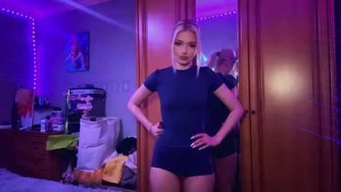 Stacy online show from May 10, 10:45 pm