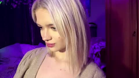 Stacy online show from May 8, 10:22 pm