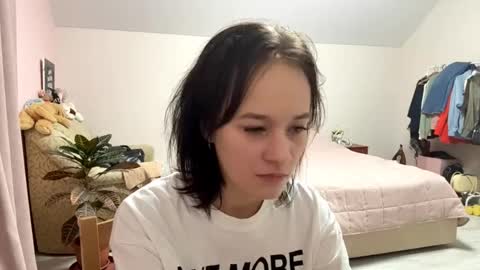 Lilu online show from September 22, 6:28 pm