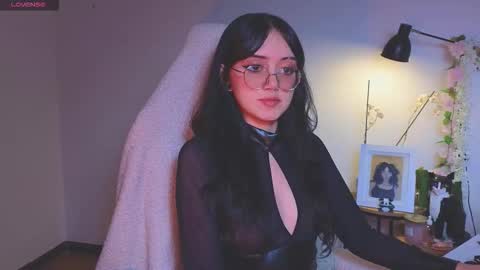 Snapshot of suzumi_ chatting on October 3, 4:17 am Jadde online show from October 3, 4:17 am