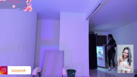 suzzann_rugg online show from May 11, 11:46 pm